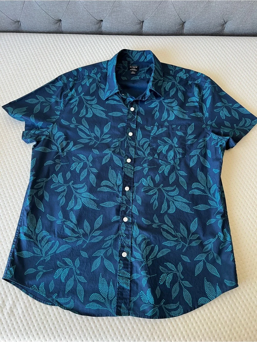 J. Crew Flex Washed Shirt Mens XL Navy Teal Print Short Sleeve Button Down NWOT